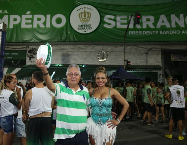 Dionísio Lins, benemérito da escola, e Quitéria Chagas (Foto: Roberto Filho/Brazil News )