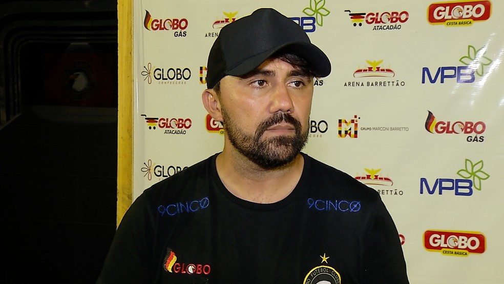 Luizinho Lopes gostou do poder de reação da equipe no duelo (Foto: Reprodução)