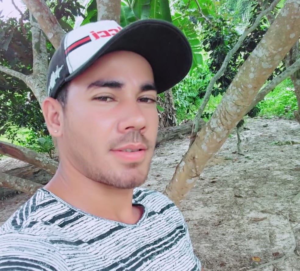 Dupla chega em uma moto e mata homem a tiros em bairro de Cruzeiro do Sul (Foto: Arquivo pessoal)