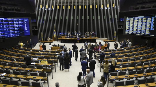 Câmara rejeita alternância em tramitação de MPs e acordo fica mais distante