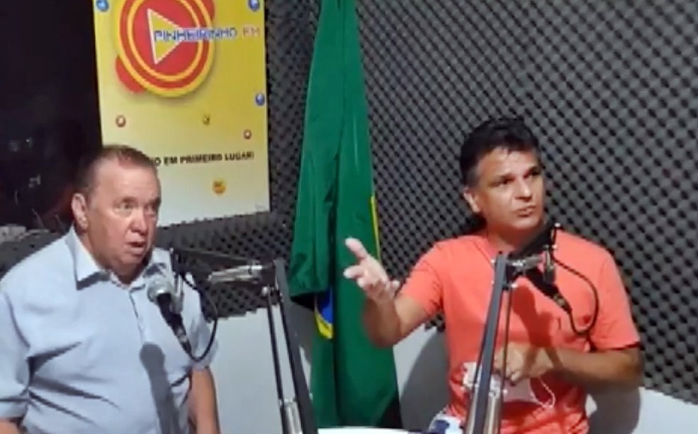 Prefeito de Alfenas (à direita) causou revolta ao criticar Bolsonaro e fazer analogia entre psicopatia e autismo — Foto: Reprodução EPTV