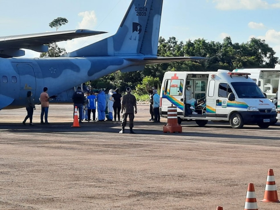 Transferência dos primeiros pacientes com Covid-19 de RO para hospitais do Sul do Brasil — Foto: Diêgo Holanda/G1