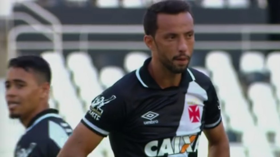 E aí, vascaíno. Você é a favor ou contra a saída de Nenê?
