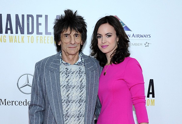 Ron Wood e Sally Humphreys (Foto: Getty Images)
