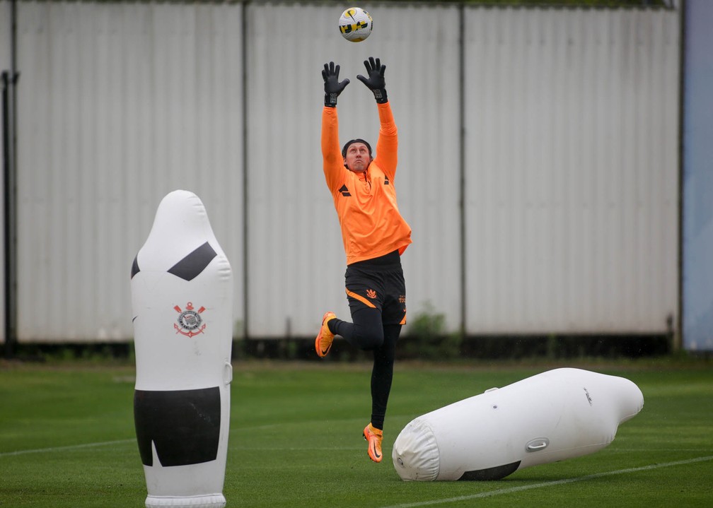 Cássio em treino do Corinthians no CT Joaquim Grava — Foto: Rodrigo Coca/Ag.Corinthians