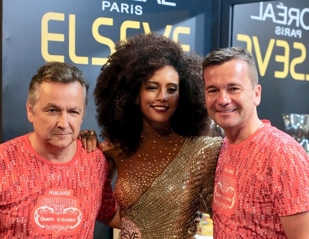 Taís Araújo, embaixadora L’Oréal Paris, com os executivos Patrick Sabatier e Dominique Marceau  (Foto: Marco Sobral/G.lab)