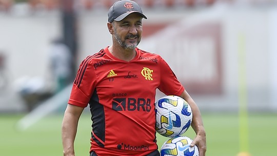 Vítor Pereira se ambienta bem no Flamengo entre rigor de Jorge Jesus e adaptação para ganhar vestiário