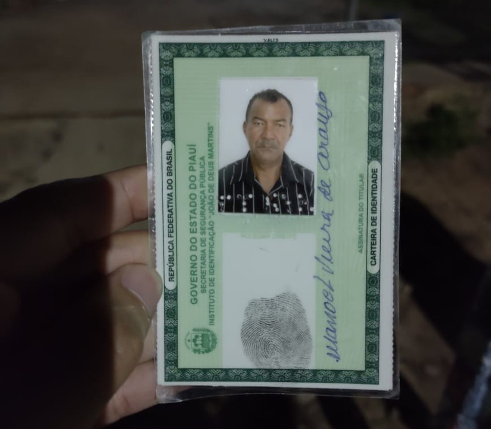 Manuel de Araújo, de 62 anos, foi encontrado morto em seu apartamento — Foto: Raví Marques /TV Clube