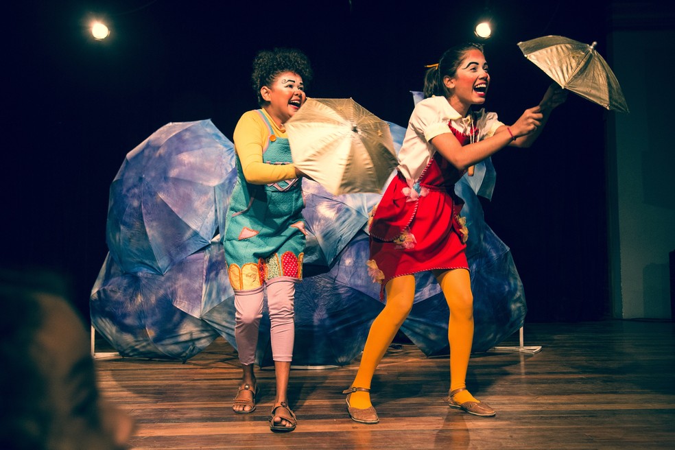 Espetáculos são encenados no festival Chama Violeta, em Ingazeira — Foto: Fernando Pereira/Divulgação