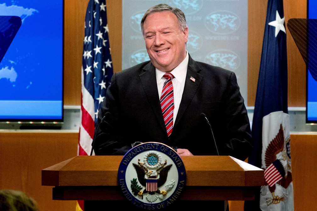 Mike Pompeo, secretário de Estado dos EUA, em entrevista coletiva em Washington nesta quarta-feira (29) — Foto: Andrew Harnik/Pool via Reuters