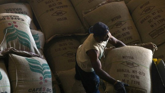 Commodities: Café dispara e tem 11ª alta seguida em Nova York