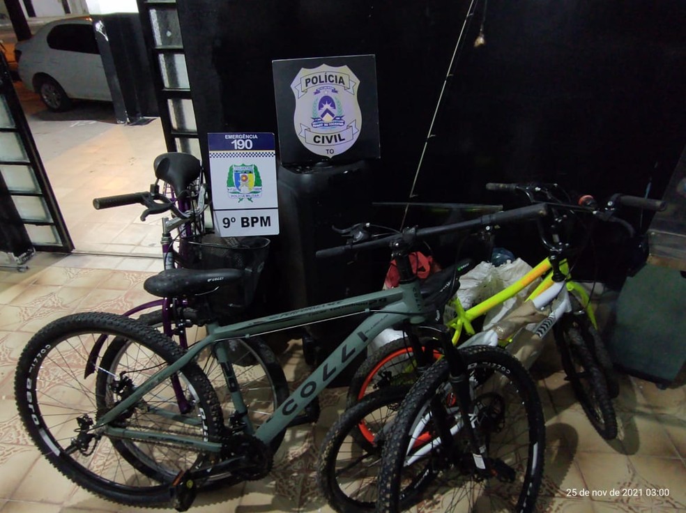 Bicicletas furtadas e roubadas de casa — Foto: PM/Divulgação