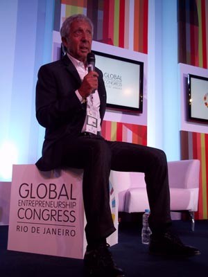 Abílio Diniz no Congresso Global de Empreendedorismo (Foto: Lilian Quaino/G1)