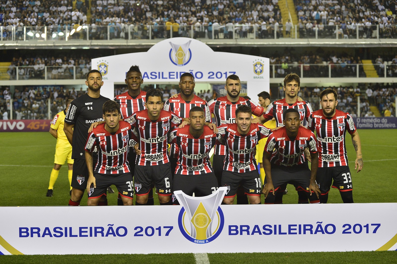 Atuações do São Paulo: Pratto perde pênalti, Renan erra e Lucas entra bem