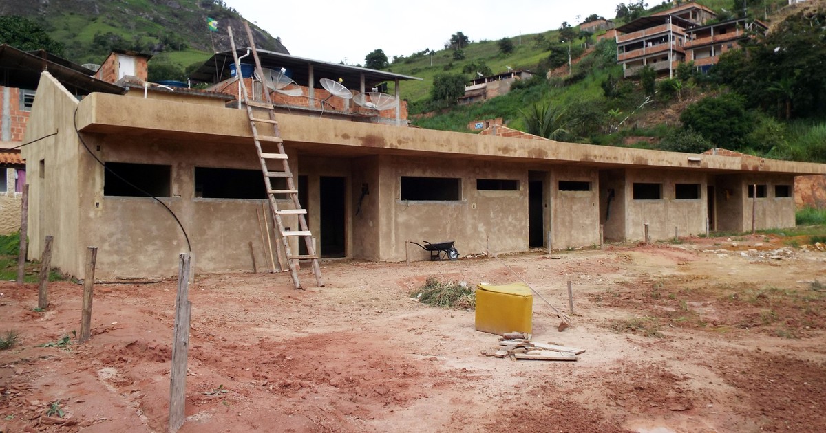 G1 - Cantagalo, RJ, reinicia obras da creche-escola no bairro São José ...