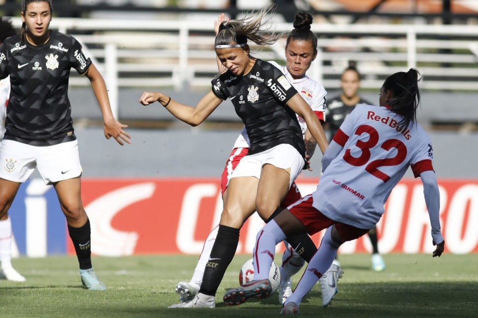 Com dois de Jaque, Corinthians sai na frente por título da Copa Paulista feminina