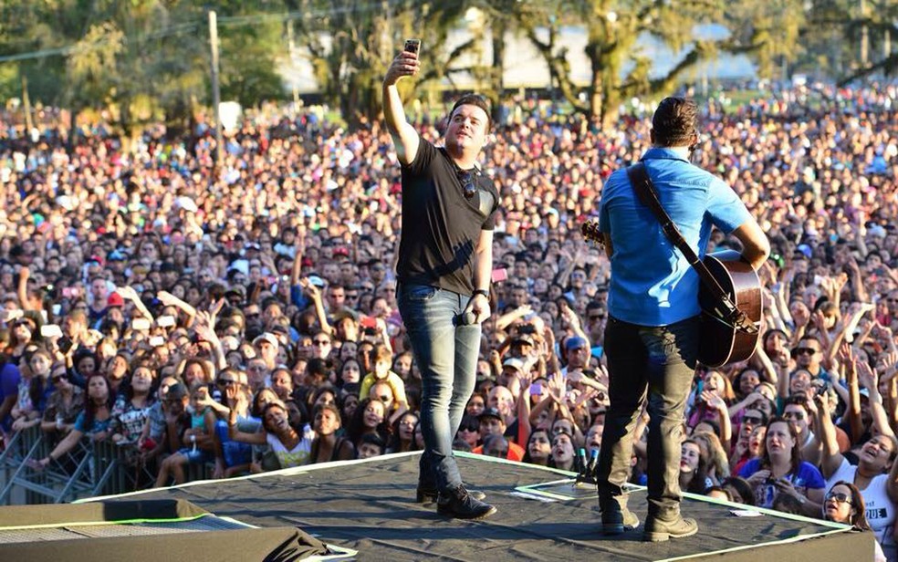 Em 2016, anivers&aacute;rio de S&atilde;o Jos&eacute; dos Campos teve Marcos e Belutti &mdash; Foto: Cl&aacute;udio Capucho/PMSJC