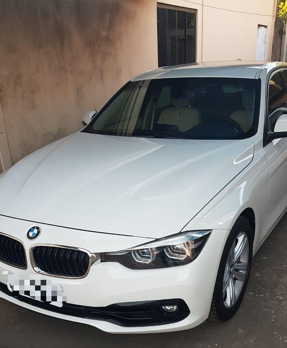 Carro de luxo apreendido durante a opera&ccedil;&atilde;o em MS  &mdash; Foto: PF/Divulga&ccedil;&atilde;o