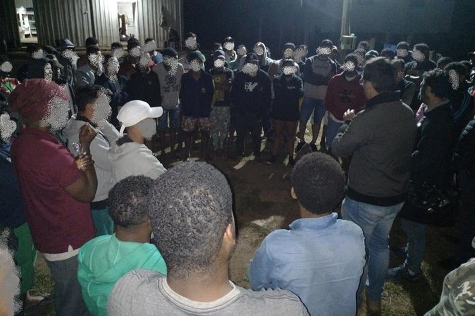 Reunião com trabalhadores resgatados da colheita da maçã no Rio Grande do Sul, no ano passado