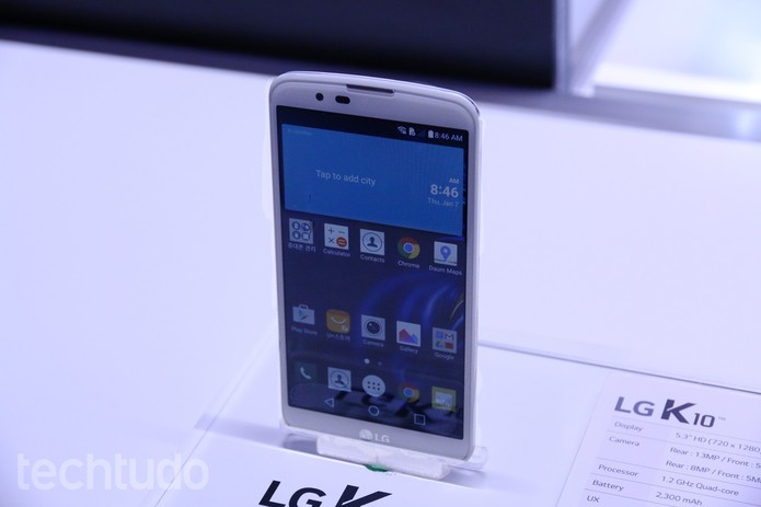 LG K10 tem processador octa-core e apenas 1 GB de memória RAM (Foto: Reprodução/Elson de Souza)