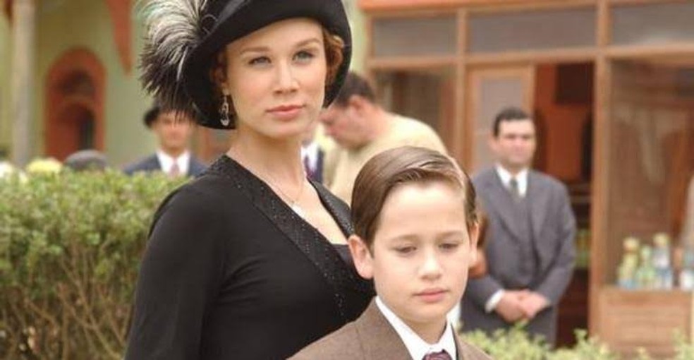Guilherme e Mariana em cena de 'Chocolate com Pimenta' — Foto: TV Globo