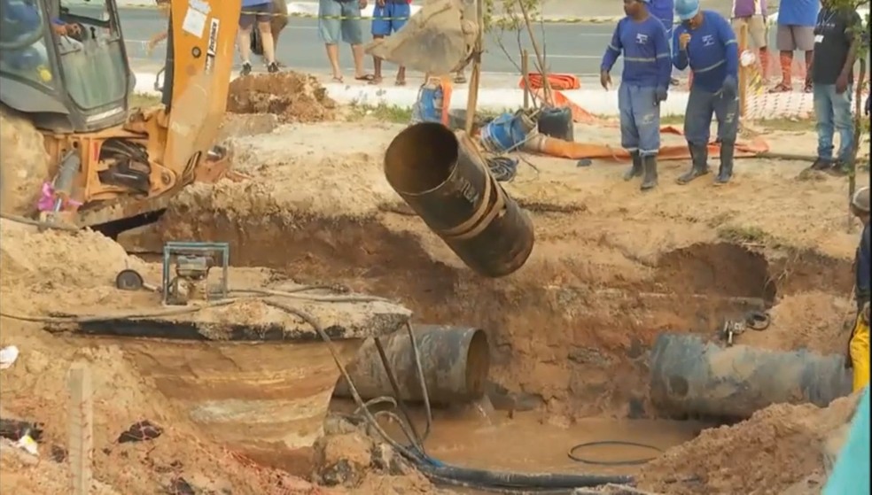 Obra foi iniciada na quinta-feira (16) — Foto: TV Bahia