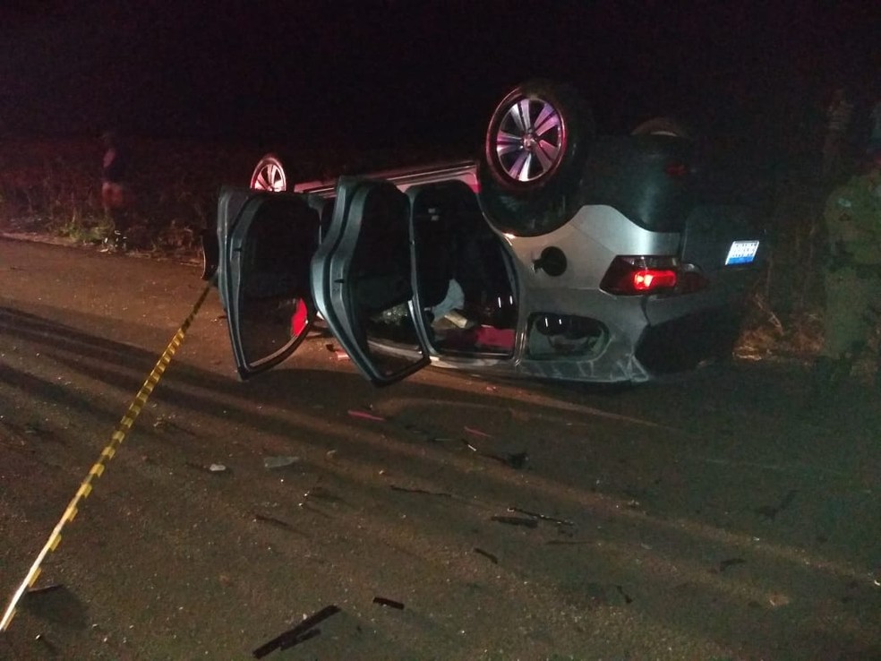 Batida ocorreu na noite desta sexta-feira (28), em Goioerê — Foto: Divulgação/Corpo de Bombeiros