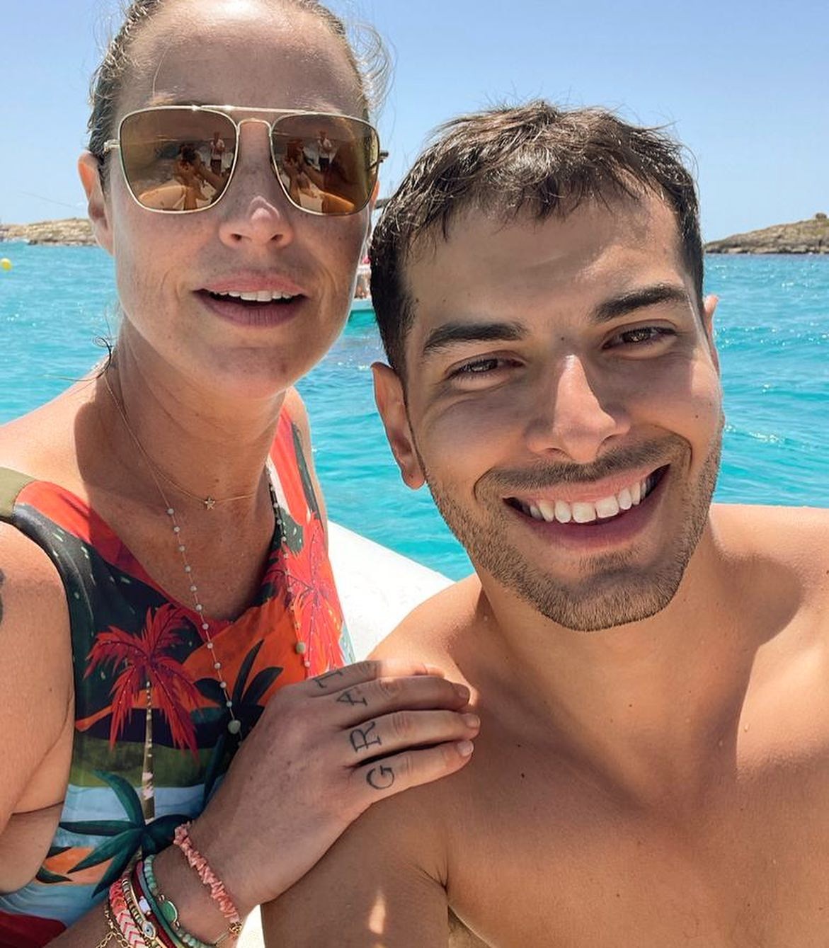 Luana Piovani publica cliques românticos com Lucas Bitencourt em Ibiza  (Foto: Reprodução / Instagram)