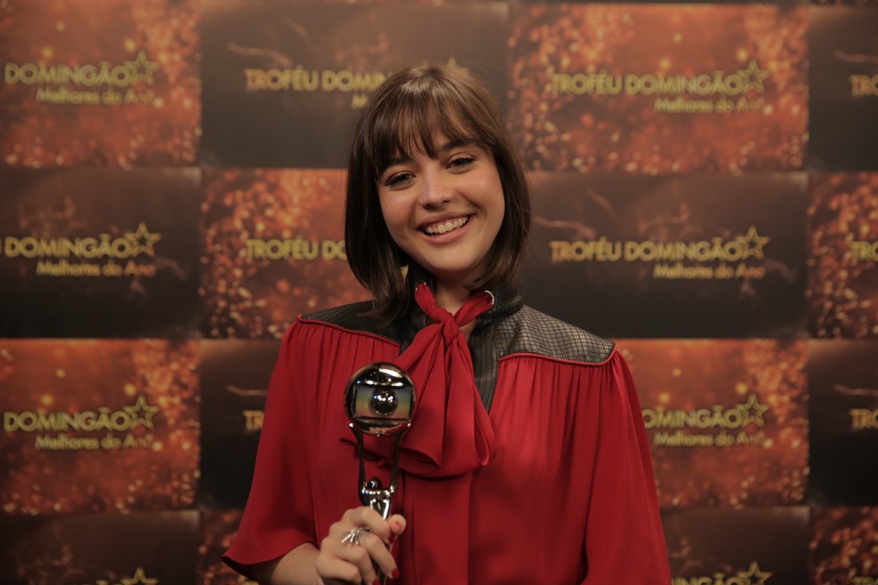 Bella Piero é a Atriz Revelação de 2018 no 'Troféu Domingão - Melhores do Ano' — Foto: Paulo Damasceno / Gshow