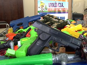 Maioria das crianças não sabe distinguir armas reais de armas de brinquedo