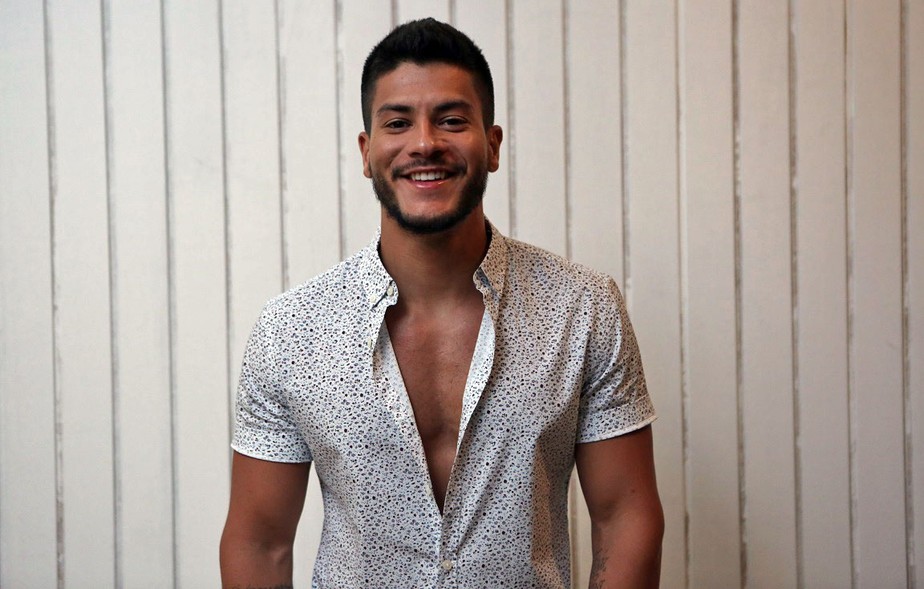 Arthur Aguiar Retorna A Tv Apos Nascimento Da Filha Muda Muita Coisa E Outro Momento De Vida 18 Gshow