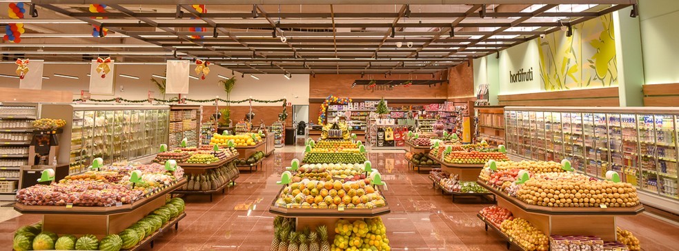 Frutas, legumes e verduras no supermercado — Foto: Rede Hakuo de Supermercados