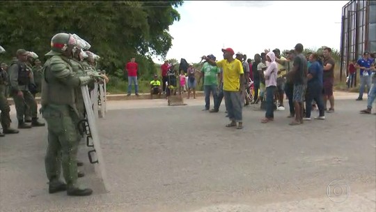 Bloqueio e confronto com morte elevam a tensão na fronteira entre Brasil e Venezuela