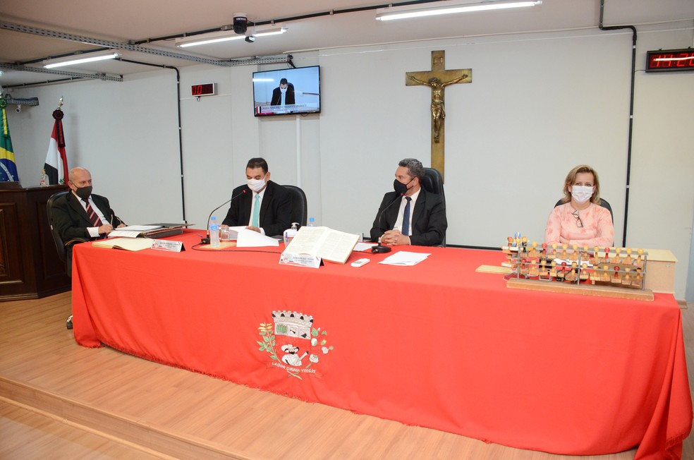 Sessão ordinária ocorreu nesta segunda-feira (24) — Foto: Câmara Municipal