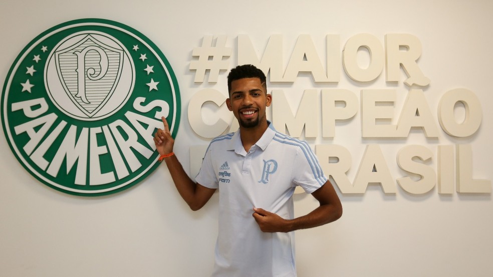 Matheus Fernandes foi anunciado pelo Palmeiras nesta quarta-feira â€” Foto: Fabio Menotti/Ag. Palmeiras/DivulgaÃ§Ã£o