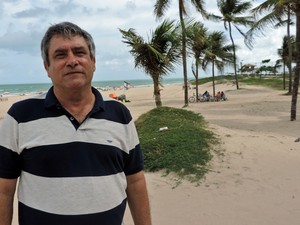 Há 40 anos, Pedro Vasconcelos ficou à deriva no mar (Foto: Katherine Coutinho / G1)