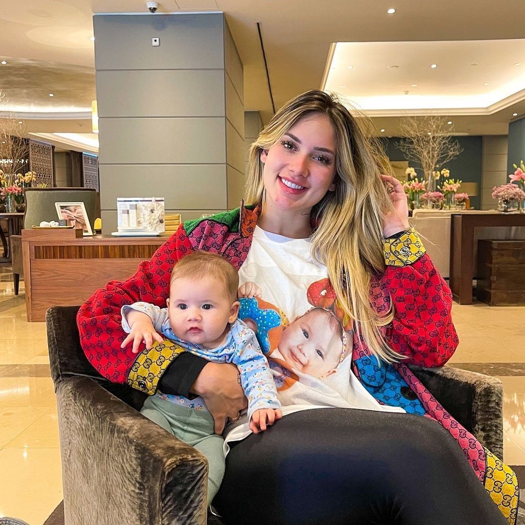 Virgínia Fonseca usa camisa com rosto da filha, Maria Alice (Foto: Reprodução/Instagram)