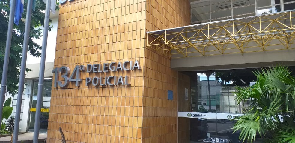 O caso foi registrado na 134Âª Delegacia de PolÃ­cia do Centro, onde estÃ¡ sendo investigado â€” Foto: Alice Sousa/Inter TV