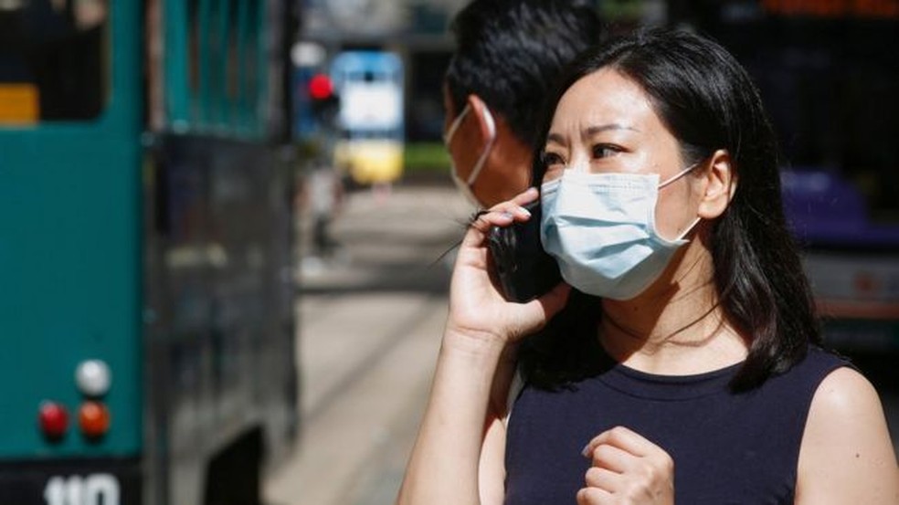 Infecções em Hong Kong atingiram um recorde, de 149 casos, na quinta-feira (30) — Foto: Reuters via BBC