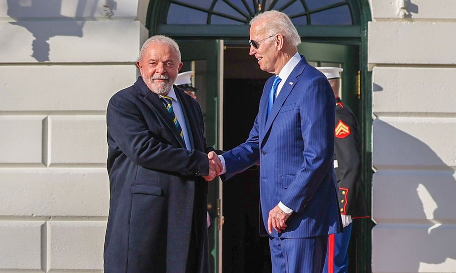 Em entrevista coletiva após encontro com o presidente norte-americano, Joe Biden, Lula disse ter recebido a promessa de entrada do país no fundo