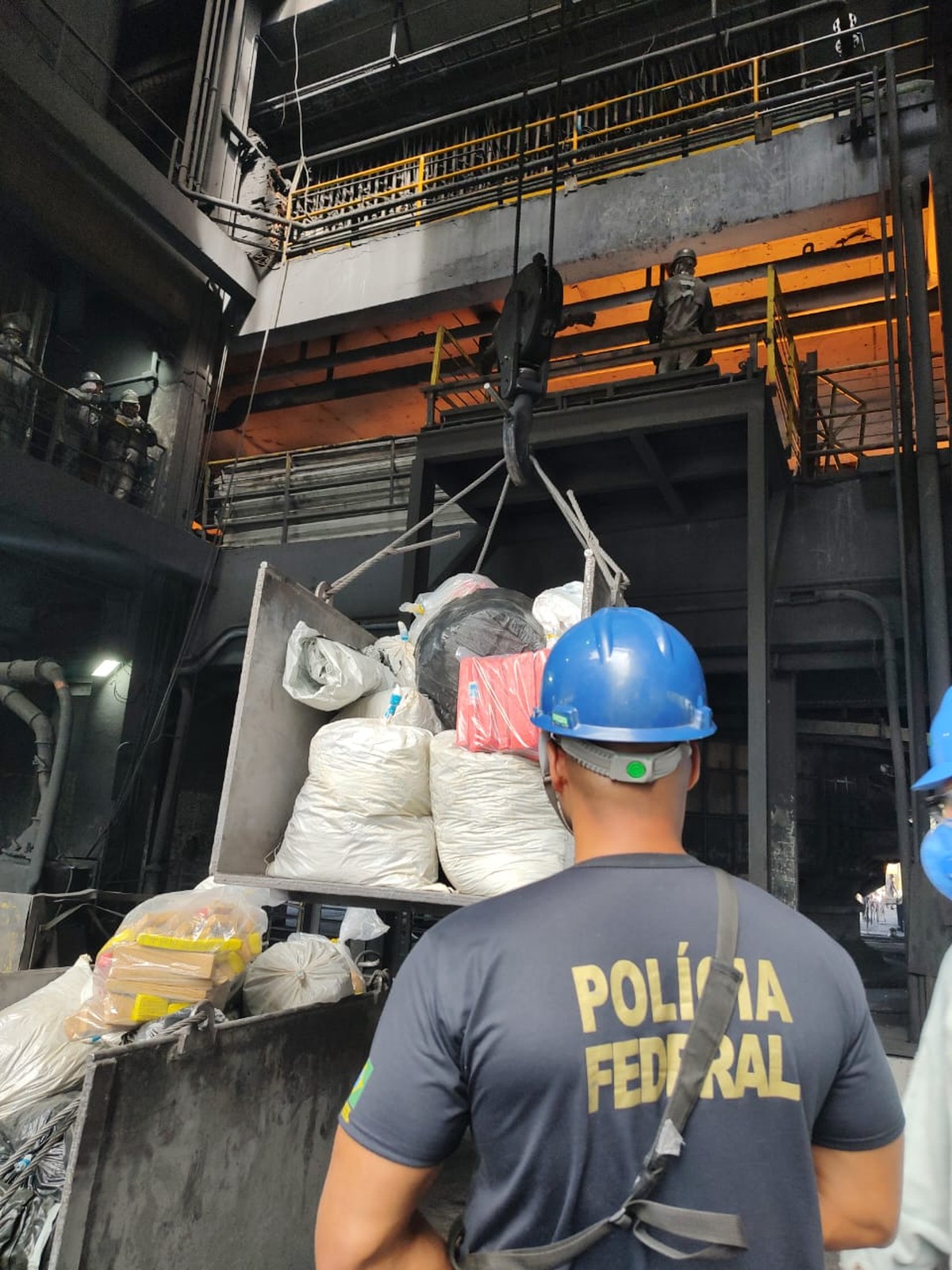 PF incinera 2,5 toneladas de drogas em Montes Claros