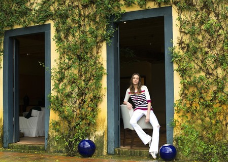 O ar da Provence inspirou Julie Chermann ao criar o verão 2017 da sua J.Chermann - confira um dos looks da coleção acima.