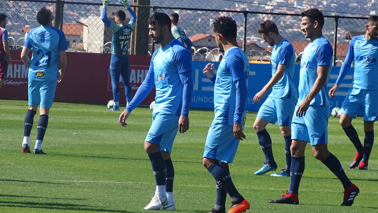 Sem Egídio em campo, Mano esconde mudanças no Cruzeiro para enfrentar o Botafogo