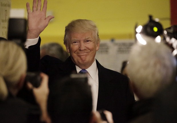 Donald Trump depois de votar para as eleições presidenciais em Nova York (Foto: Peter Foley/EFE)
