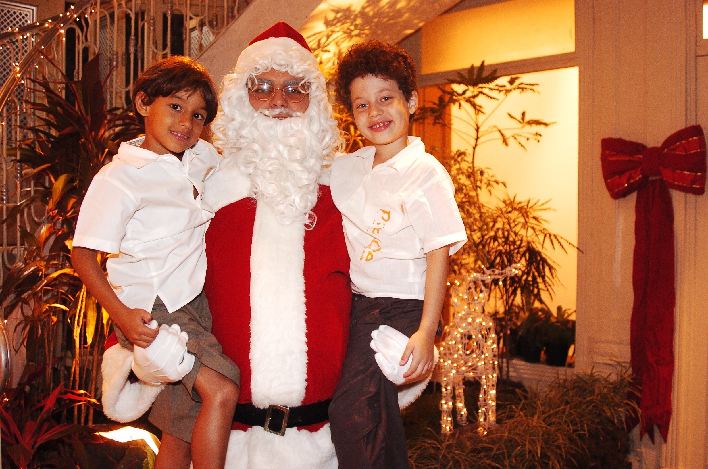 Thiago Lacerda se caracterizou de Papai Noel para cena de Natal da novela Páginas da Vida (Globo, 2006) (Foto: João Miguel Junior/TV Globo)