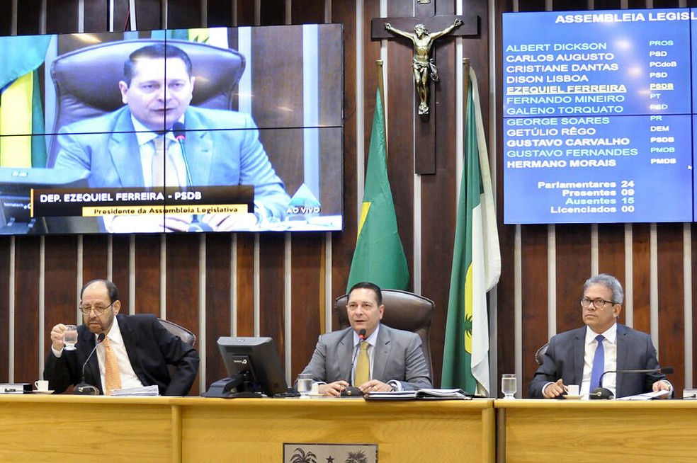 Deputados que integram Mesa Diretora da Assembleia Legislativa teriam se omitido em investigação contra Rita das Mercês, de acordo com MP. (Foto: Eduardo Maia / ALRN)
