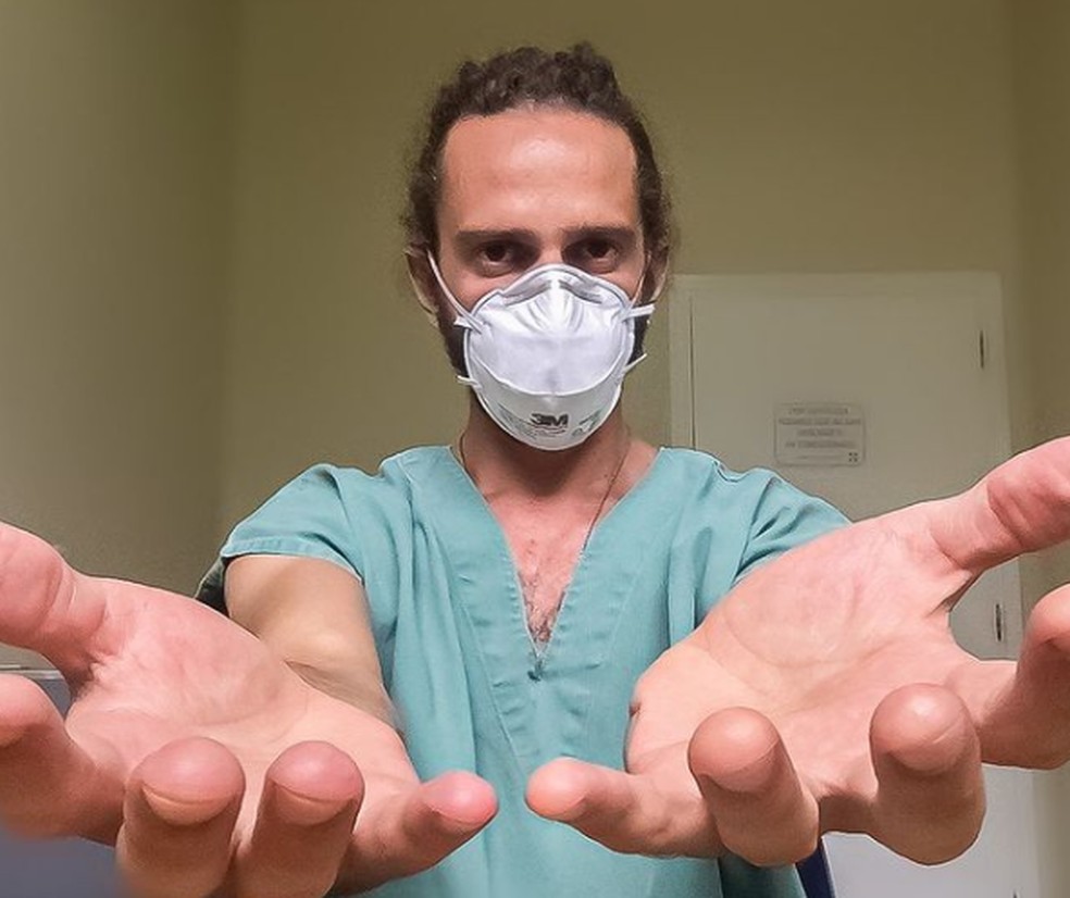 Médico Rafael atua na linha de frente na cidade de Jaú — Foto: Arquivo pessoal