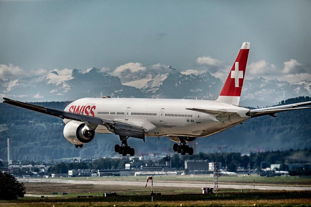 Cheiro de chulé faz avião retornar ao aeroporto de Londres após decolagem (Foto: Reprodução/ Instagram)