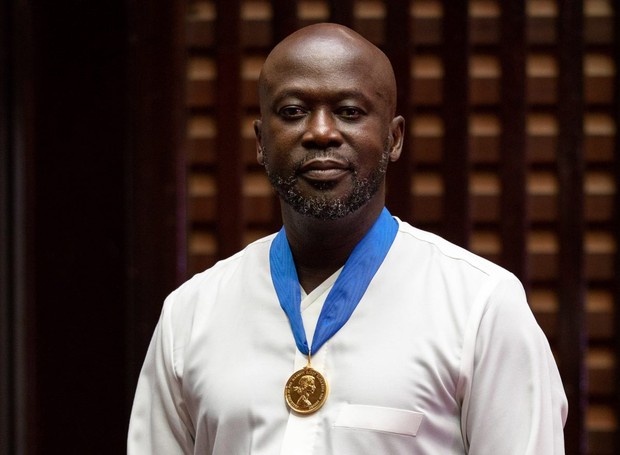 David Adjaye recebeu a Medalha de Ouro do Riba  (Foto: Francis Kokoroko / Divulgação)