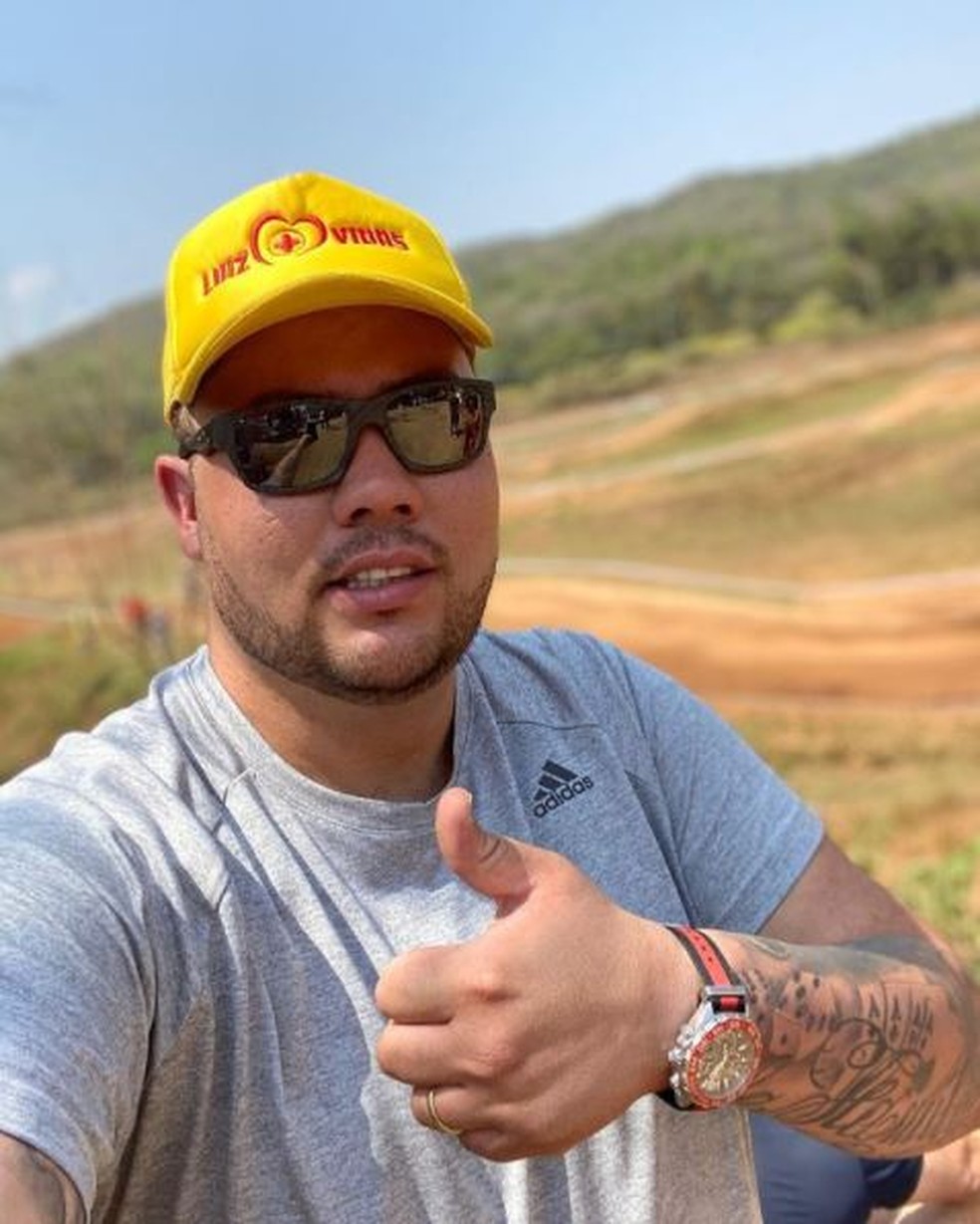 Luiz Henrique Rabelo Pires, o Luiz Vidas, foi flagrado por policiais militares em negociação de compra e venda de armas — Foto: Reprodução / Redes Sociais